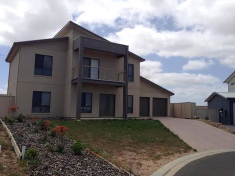 Relax On Par - Accommodation Burleigh 3