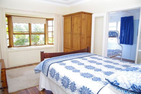 Berry 16 East Street - Accommodation Burleigh 5