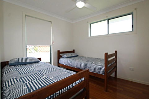 Anglesea 17 Hodgson Street - Accommodation Burleigh 5