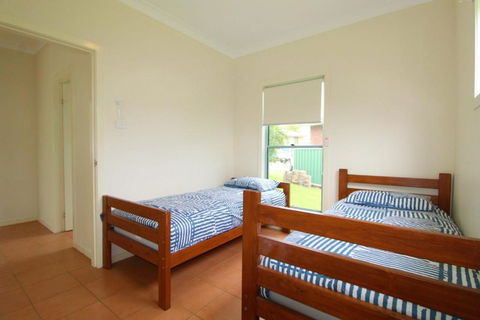 Anglesea 17 Hodgson Street - Accommodation Burleigh 7