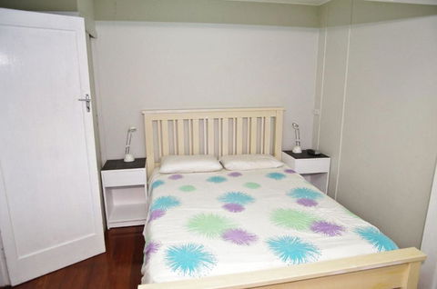 Apollo 2 9 Hodgson Street - Accommodation Burleigh 2