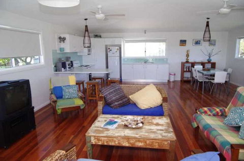 Hampstead 32 Main Street - Accommodation Burleigh 4