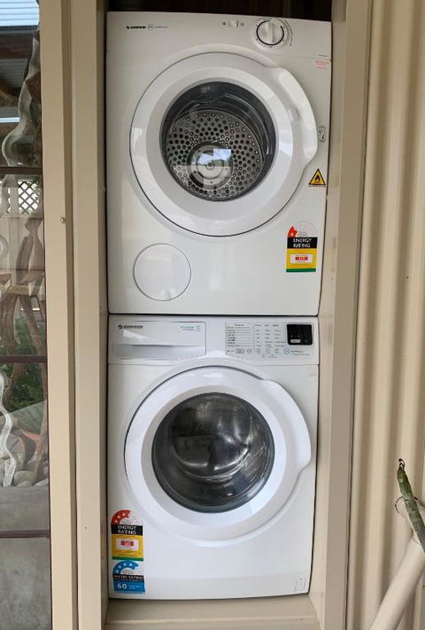 Inna Nutshell - Accommodation Burleigh 3