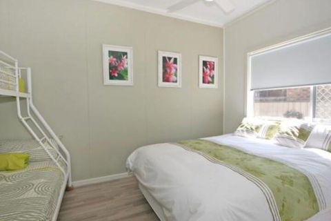Yamba Daze Sunrise Pet Friendly - Accommodation Burleigh 7