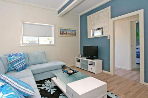 Yamba Daze Sunrise Pet Friendly - Accommodation Burleigh 4