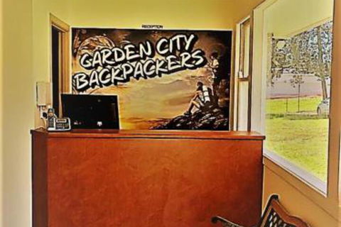 Garden City Backpackers - Accommodation Burleigh 2