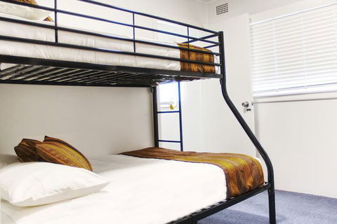 Selwyn Star Lodge - Accommodation Burleigh 7
