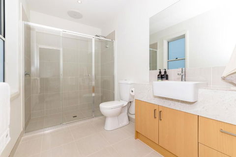 Beach Belle - Accommodation Burleigh 5