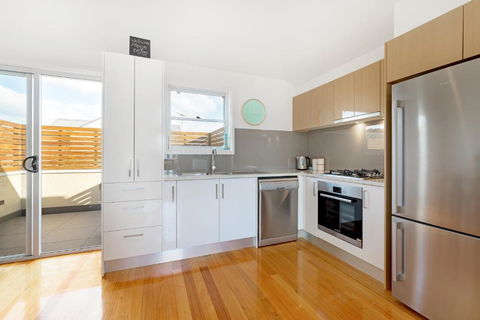 Beach Belle - Accommodation Burleigh 2