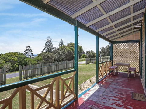 Yamba Pilot Cottage 2 Pets Welcome Close To Beach - Accommodation Burleigh 2