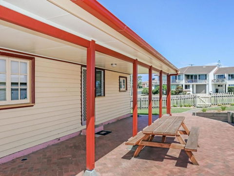 Yamba Pilot Cottage 1 Pets Welcome Close To Beach - Accommodation Burleigh 6