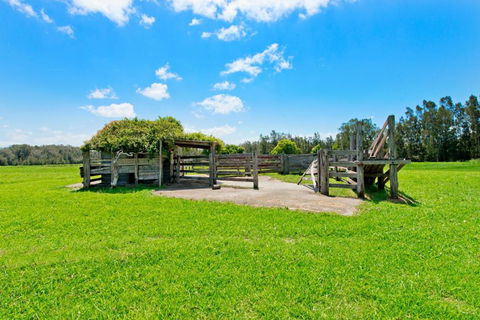 Anchor Lodge - Accommodation Burleigh 3