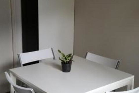 Lawson Retreat - Accommodation Burleigh 3