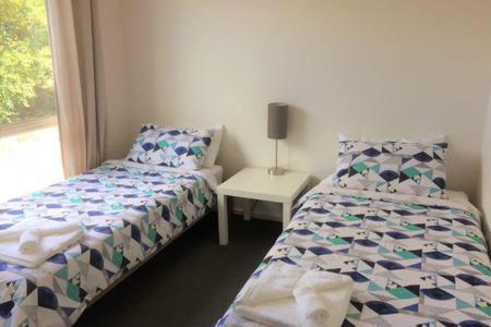 Bayview Beach House Apartment No 1 - Accommodation Burleigh 4