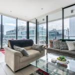LIGHT AIRY SPACIOUS QUEENS ROAD APARTMENT - Accommodation Burleigh 0