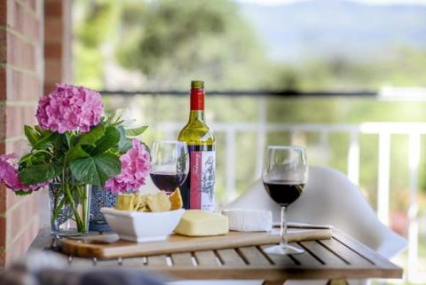 Myrtle Tree Lodge Flowers Kangaroo Valley - Accommodation Burleigh 4