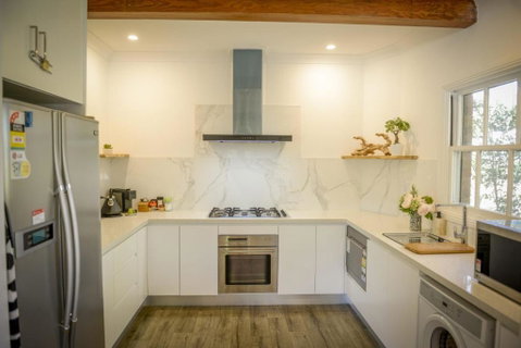 Myrtle Tree Lodge Flowers Kangaroo Valley - Accommodation Burleigh 2