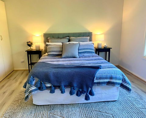 Emu Bay Lodge - Accommodation Burleigh 4