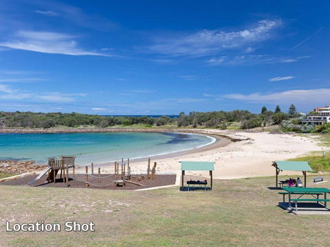 Ultimate Beach House 19a Graham Street Views Peace & Quiet - Accommodation Burleigh 1