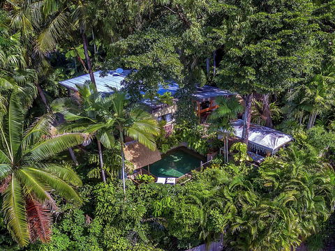 Unique Tropical Rainforest Getaway - Accommodation Burleigh 0