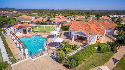 Angourie Blue Unit 2 - Accommodation Burleigh 1