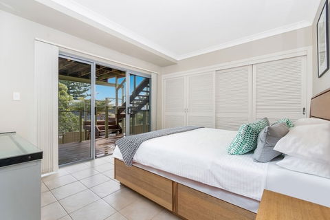 Angourie Blue Unit 2 - Accommodation Burleigh 3