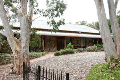 Marananga Cottages - Accommodation Burleigh 0