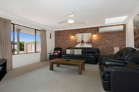 Alexander Palms - Accommodation Burleigh 1