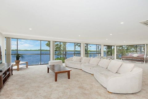 Surfside At Shellys - Accommodation Burleigh 2