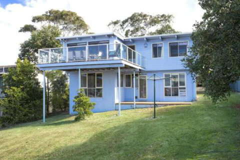58 Lockhart Ave Unlock Mollymooks Heart - Accommodation Burleigh 2