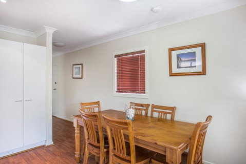 The Sands 4 / 46 Jones Avenue Mollymook - Accommodation Burleigh 5
