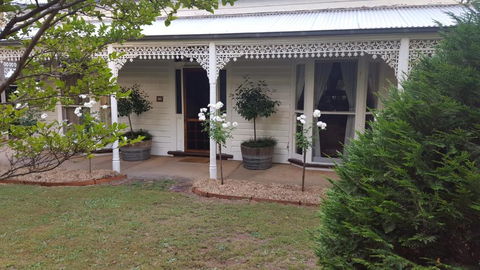 Annadale House - Accommodation Burleigh 3