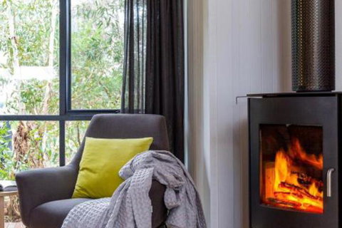 Coast Sorrento Holiday House - Accommodation Burleigh 0