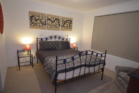 Park View Modern House - Accommodation Burleigh 5