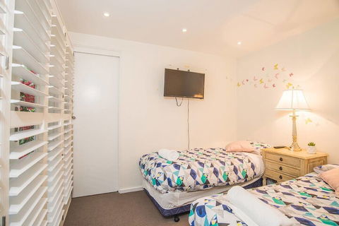 Ultimate Sandringham Beach Front Luxury House - Accommodation Burleigh 6