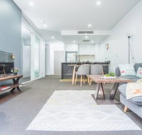 Stunning And Cozy Apartment In Heart Of Mascot - Accommodation Burleigh
