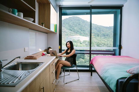 UniLodge John Grey Hall - Accommodation Burleigh 2