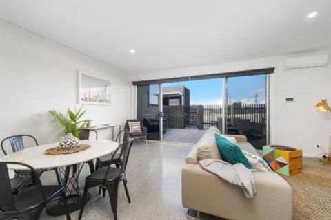G149 Apt 2 - Accommodation Burleigh 3