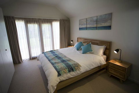 GALWAY COTTAGE - Accommodation Burleigh 5
