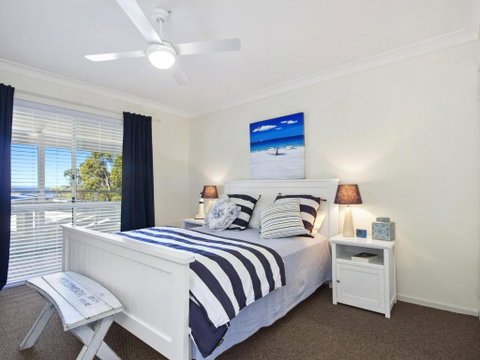 Clissold By Collers MOLLYMOOK - Accommodation Burleigh 3
