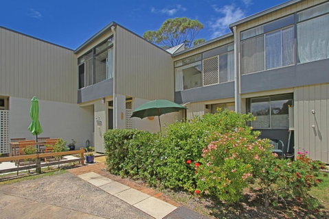 Mitchell Parade 3 / 11 13 - Accommodation Burleigh 2