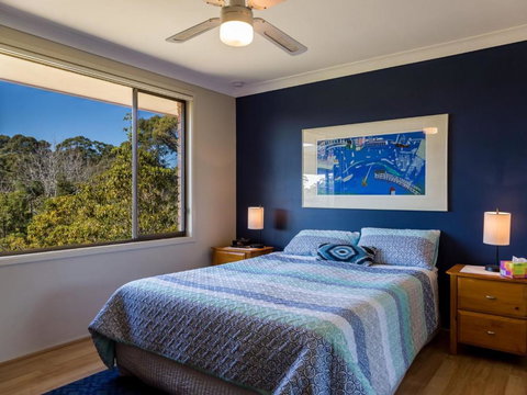 NARRAWALLEE RETREAT - Accommodation Burleigh 3