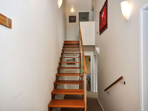 Fantastic Position Pet Friendly - Accommodation Burleigh 1