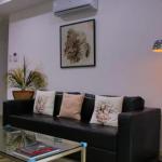 Elegant Design 2 Bed 2 Bath Apartment In Liverpool - Accommodation Burleigh 0