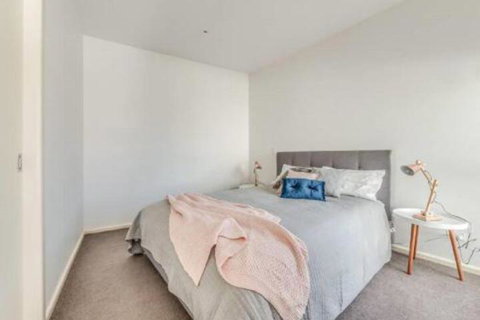 Marina View Apartment - Accommodation Burleigh 5