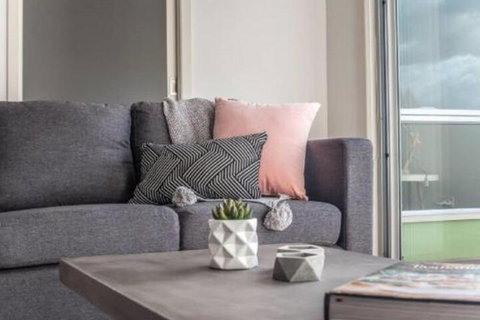 Marina View Apartment - Accommodation Burleigh 2