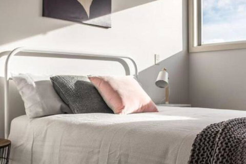 Marina View Apartment - Accommodation Burleigh 1