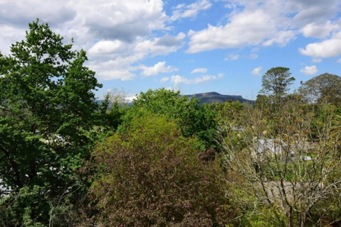 Cloudsong Chalet 3 Close To The Village Centre! - Accommodation Burleigh 3