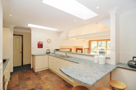 Bonnie Doon Family Friendly Home! - Accommodation Burleigh 4