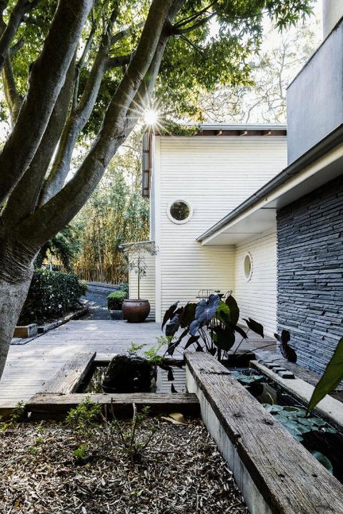 Equanimity Beautiful Character Filled House! - Accommodation Burleigh 4
